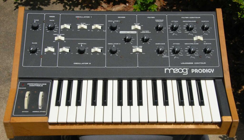 moog prodigy 1 Right Music Records