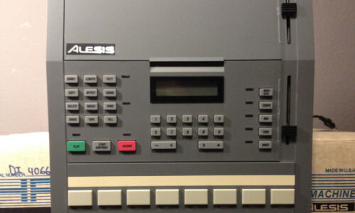 alesis hr16 Right Music Records